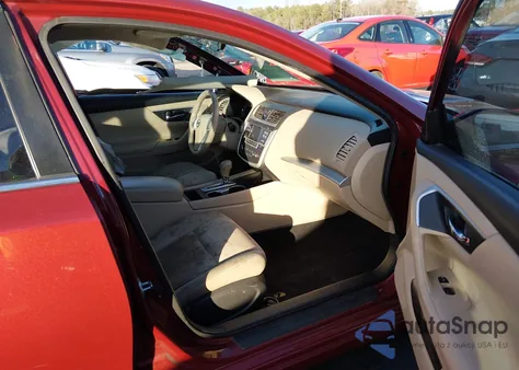 2017 Nissan Altima 2.5 S z USA, uszkodzony, nr VIN 1N4AL3AP5HN329175